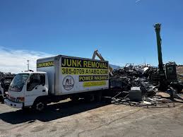 Best Commercial Junk Removal  in Riverwoods, IL
